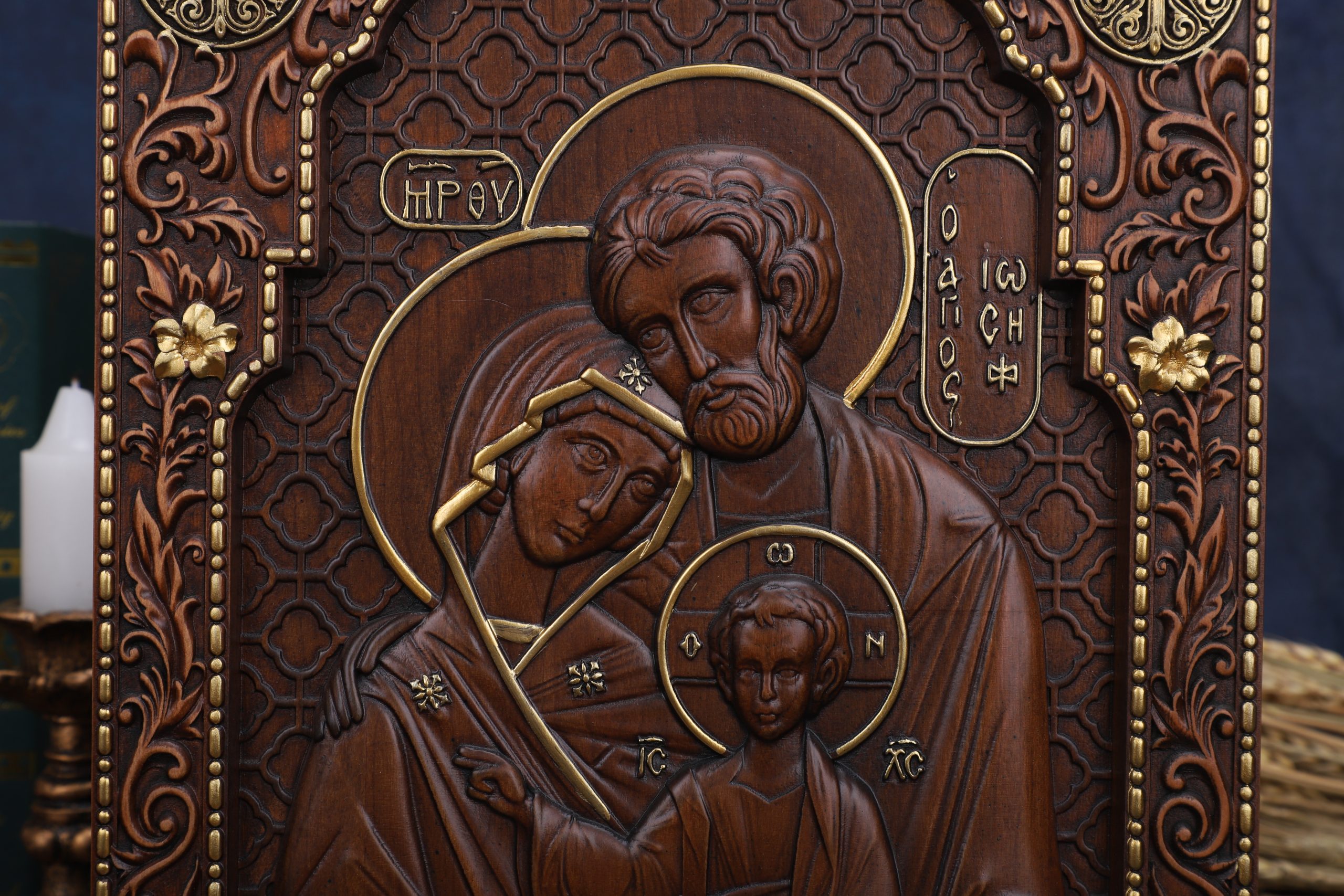 High-Quality Hand-Carved Cherry Wood Holy Family Wall Plaque - Vintage Religious Decor - 图片 5